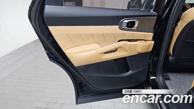 Kia Sorento 2023 — photo 15