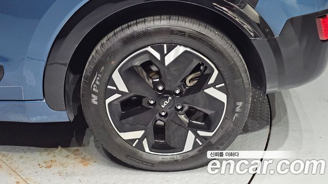 Kia Niro 2024 — photo 7
