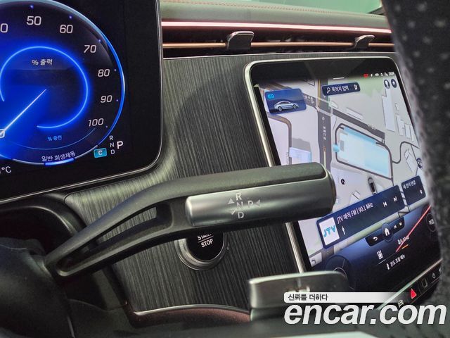 Mercedes-Benz EQS 2022 — photo 9