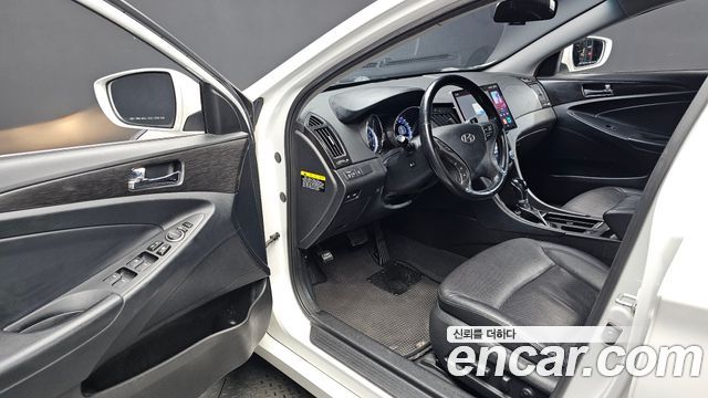 Hyundai Sonata 2014 — photo 10