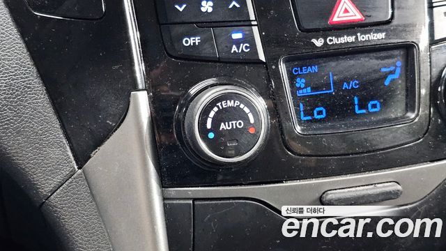 Hyundai Sonata 2014 — photo 17