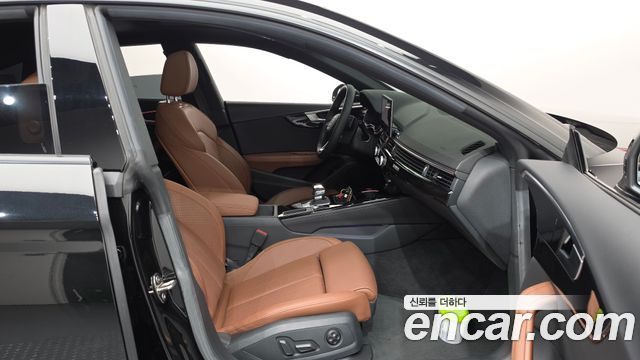 Audi A5 2021 — photo 16