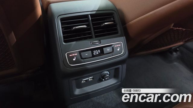 Audi A5 2021 — photo 32