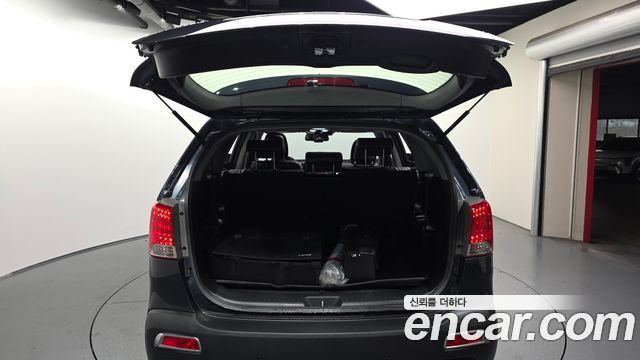 Kia Sorento 2011 — photo 26