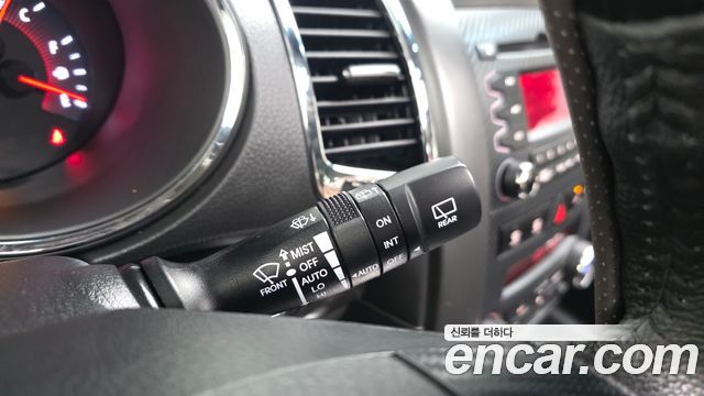 Kia Sorento 2011 — photo 28