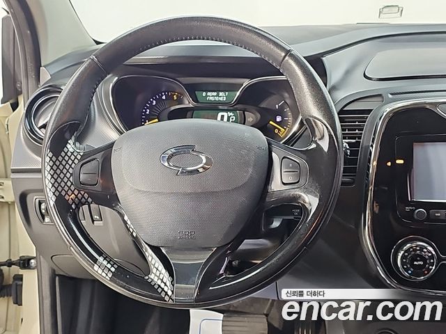 Renault Korea QM3 2015 — photo 9