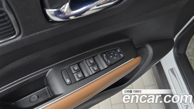 Renault Korea QM6 2023 — photo 29