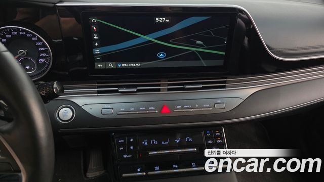 Hyundai Grandeur 2022 — photo 14