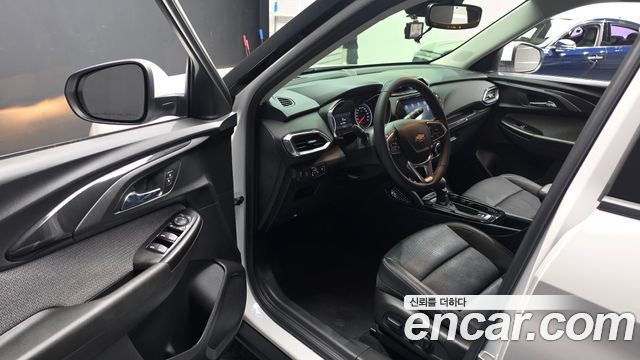 Chevrolet Korea Trailblazer 2021 — photo 13