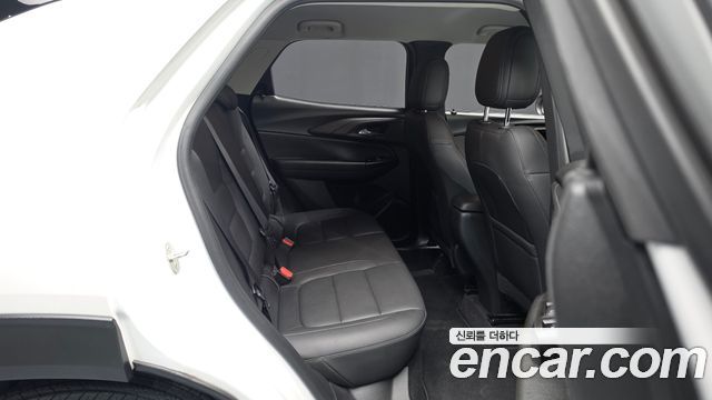 Chevrolet Korea Trailblazer 2021 — photo 17