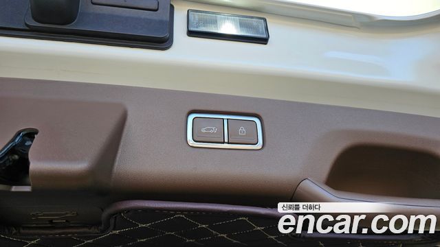 Kia EV9 2024 — photo 32