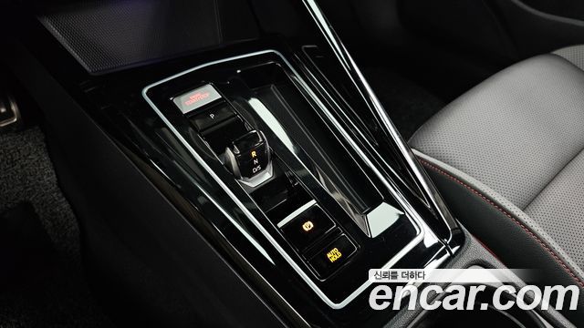 Volkswagen Golf 2023 — photo 12