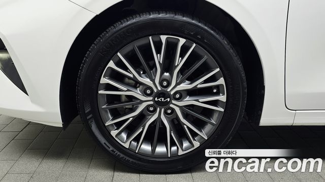 Kia K3 2024 — photo 5