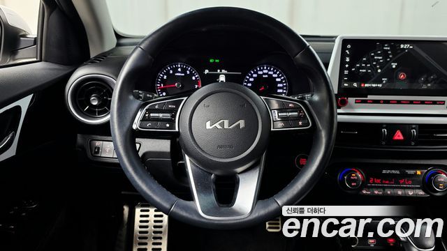 Kia K3 2024 — photo 21
