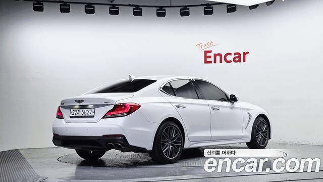 Genesis G70 2018 — photo 2