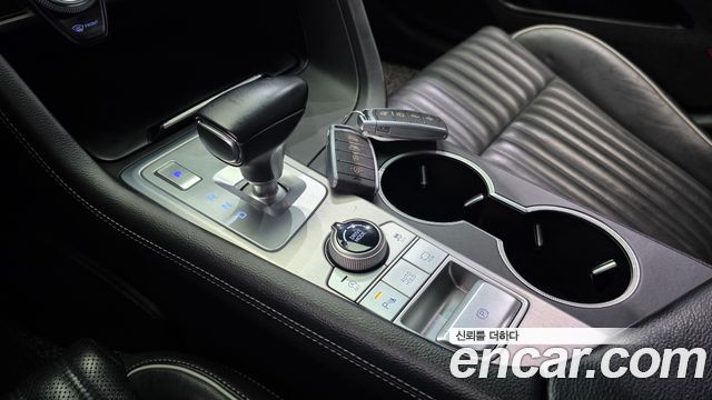 Genesis G70 2018 — photo 12