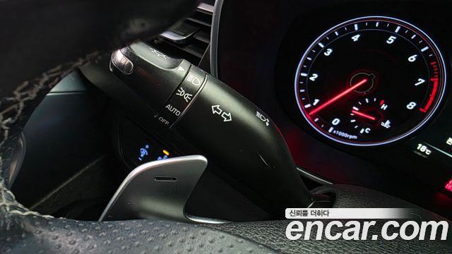Genesis G70 2018 — photo 25