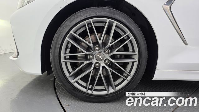 Genesis G70 2018 — photo 7