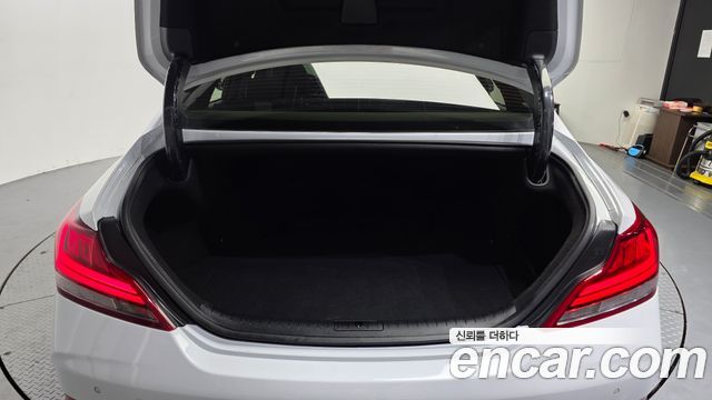 Genesis G70 2018 — photo 31