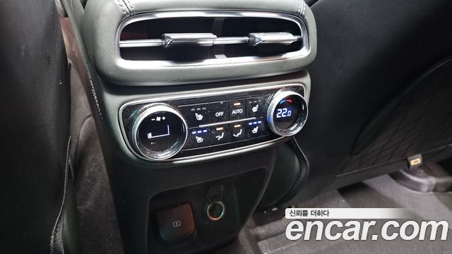 Genesis GV80 2022 — photo 29