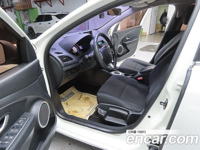 Renault Korea SM3 2013 — photo 10