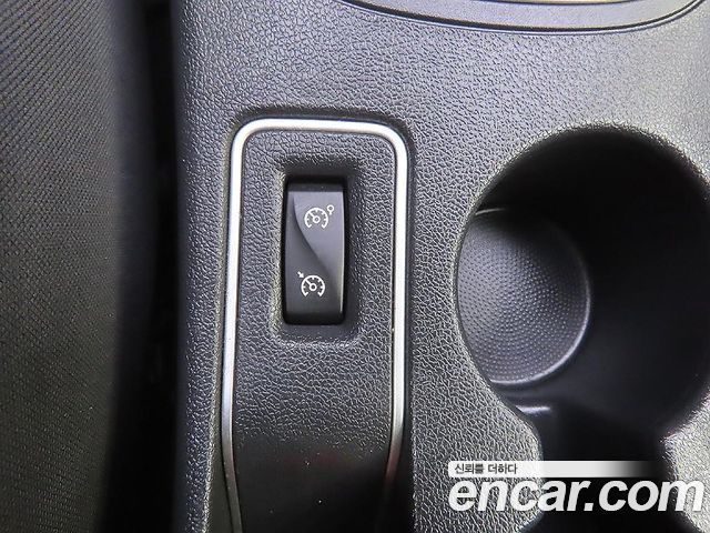 Renault Korea SM3 2013 — photo 17