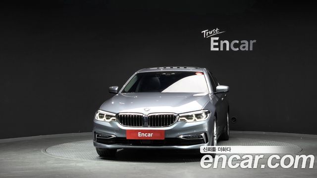 BMW 5-Series 2019 — photo 3