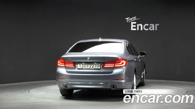 BMW 5-Series 2019 — photo 4
