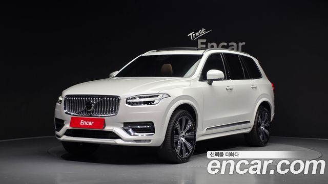 Volvo XC90 2023 — photo 1