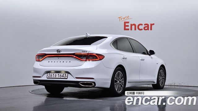 Hyundai Grandeur 2018 — photo 2