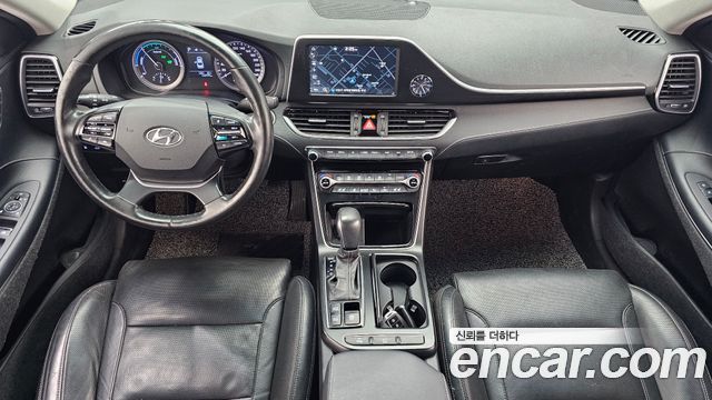 Hyundai Grandeur 2018 — photo 10