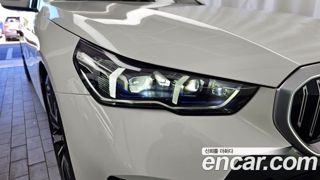 BMW 5-Series 2025 — photo 22