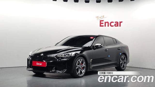 Kia Stinger 2018 — photo 1