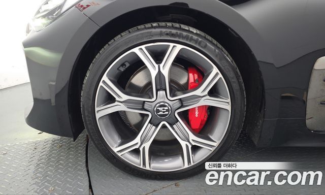 Kia Stinger 2018 — photo 5