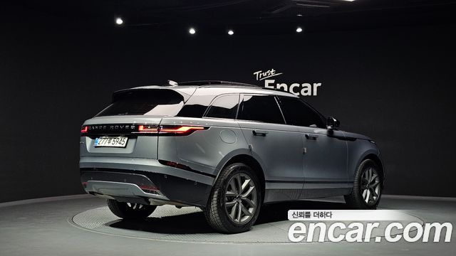 Land Rover Range Rover Velar 2026 — photo 2