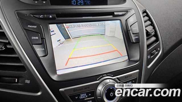 Hyundai AVANTE 2014 — photo 17