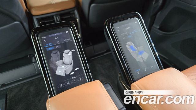 Toyota Alphard 2025 — photo 17