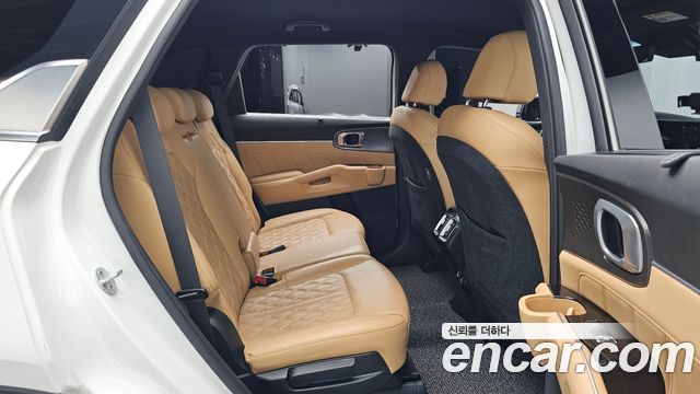 Kia Sorento 2021 — photo 11