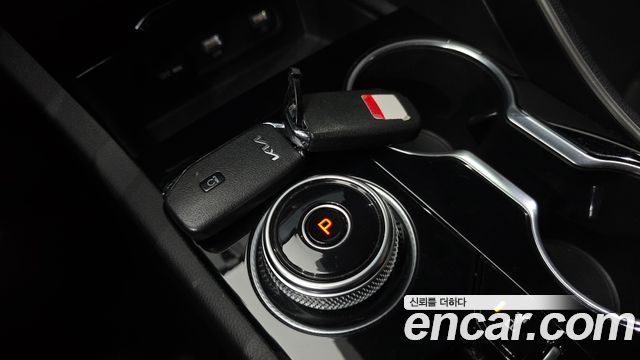 Kia K5 2023 — photo 12