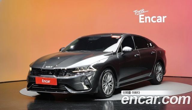 Kia K5 2023 — photo 1