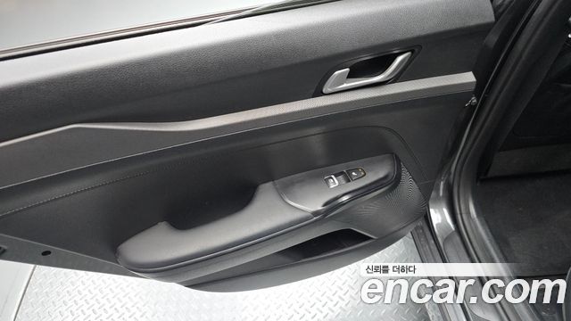 Kia K5 2023 — photo 15