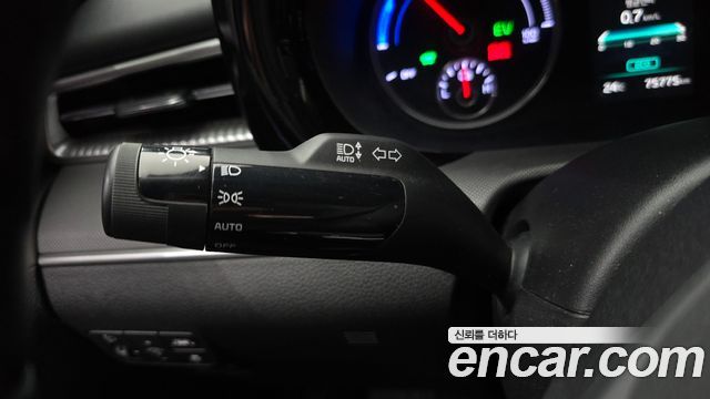 Kia K5 2023 — photo 29