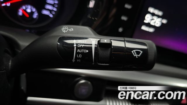 Kia K5 2023 — photo 30