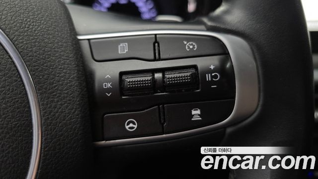 Kia K5 2023 — photo 32