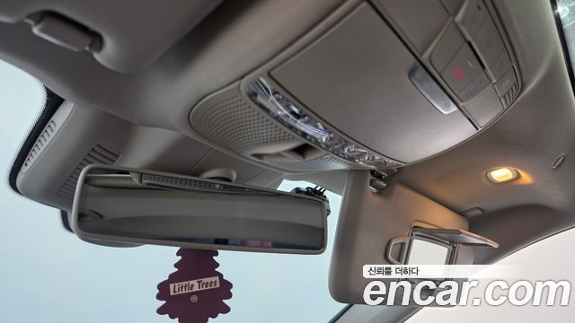 Mercedes-Benz E-Class 2019 — photo 27