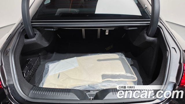 Mercedes-Benz CLS-Class 2023 — photo 23