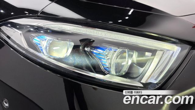 Mercedes-Benz CLS-Class 2023 — photo 8
