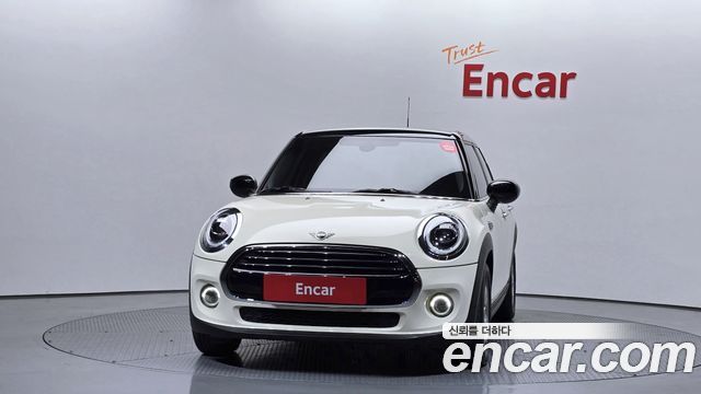 Mini Cooper 2020 — photo 3