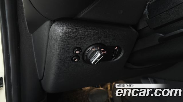 Mini Cooper 2020 — photo 27