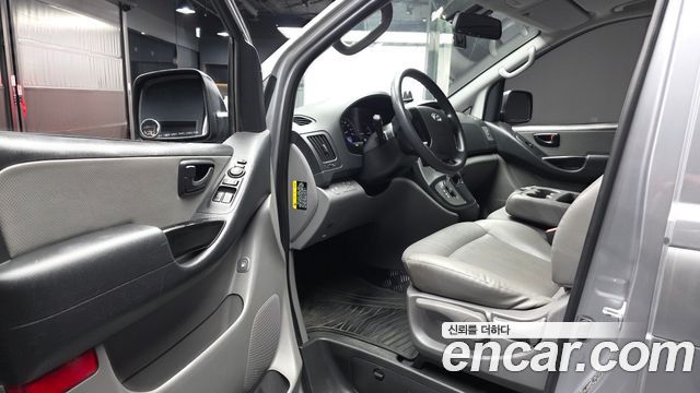 Hyundai Starex 2016 — photo 13